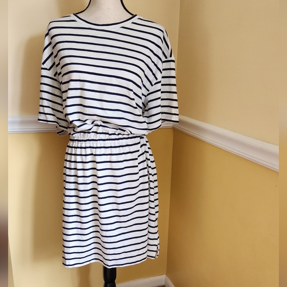 Old Navy Striped Dress NWOT Size xl Cute & Fun - Picture 2 of 7